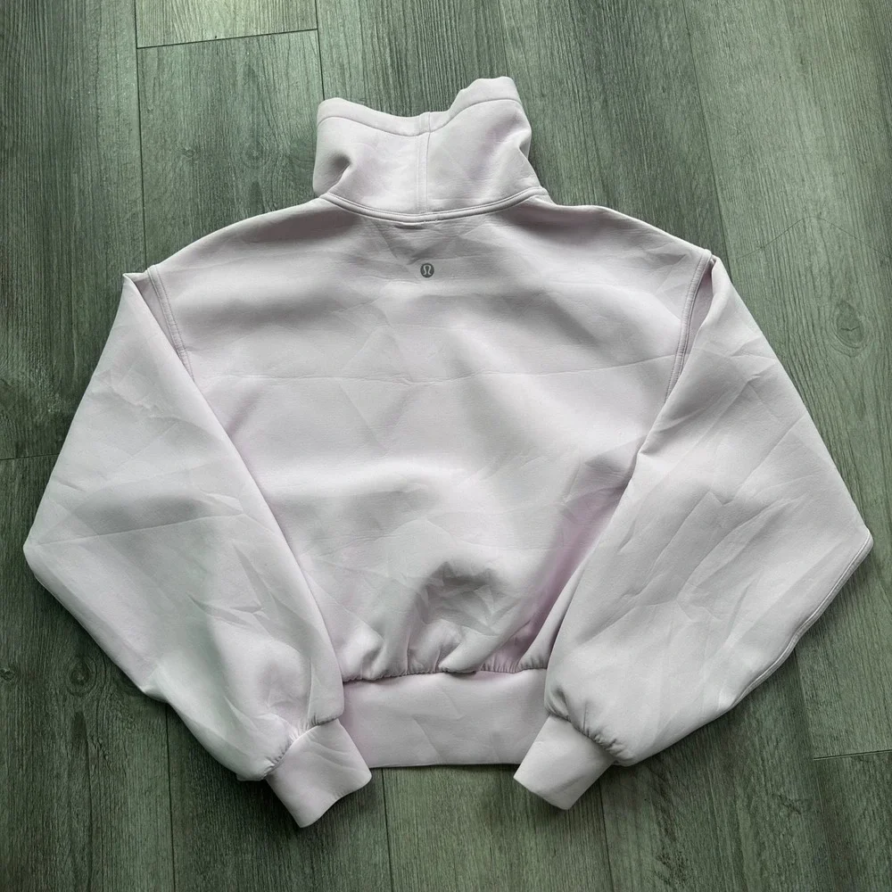 Lululemon Light Pink Cropped full flourish pullover soft Oversized size 6